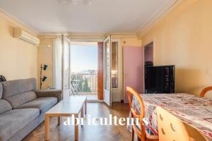 Picture of listing #329563659. Appartment for sale in Marseille