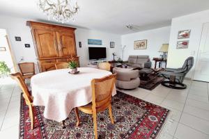 Picture of listing #329565393. Appartment for sale in Lucé