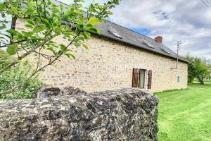 Picture of listing #329568251. House for sale in La Bazouge-de-Chemeré