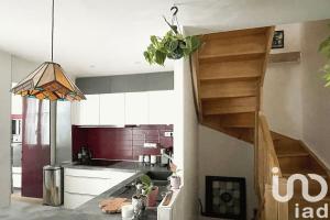 Picture of listing #329570858. Appartment for sale in Paris