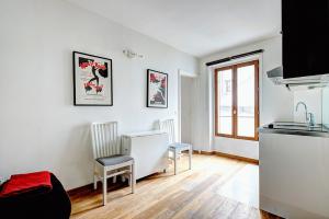 Picture of listing #329574262. Appartment for sale in Paris