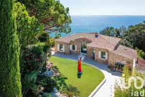 Picture of listing #329578370. House for sale in Cannes