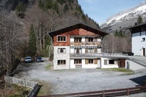 Picture of listing #329591597. Appartment for sale in La Giettaz