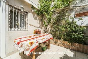Picture of listing #329612440. House for sale in Marseille