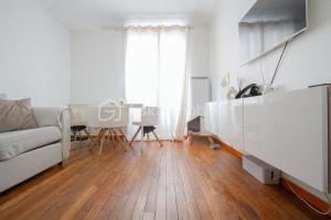 Picture of listing #329613787. Appartment for sale in Orly