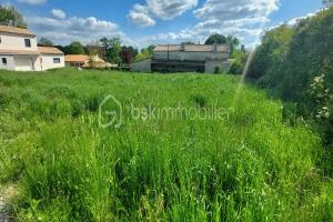 Picture of listing #329613862. Land for sale in Faye-sur-Ardin