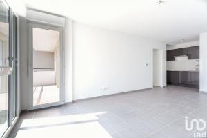 Picture of listing #329620877. Appartment for sale in Avignon
