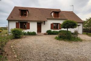 Picture of listing #329634436. House for sale in Saint-Benoît-sur-Loire