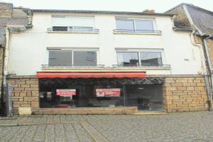 Picture of listing #329634820. Building for sale in Guingamp