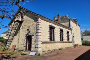 Picture of listing #329637477. House for sale in Mauves-sur-Huisne