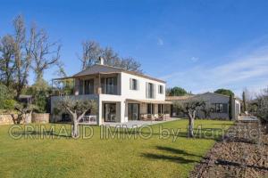 Picture of listing #329640411. House for sale in Grimaud