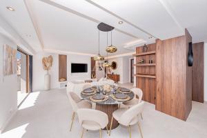 Picture of listing #329647616. Appartment for sale in Cannes