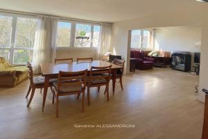 Picture of listing #329649851. Appartment for sale in Jouy-en-Josas