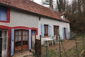 Picture of listing #329682110. House for sale in Bard-le-Régulier