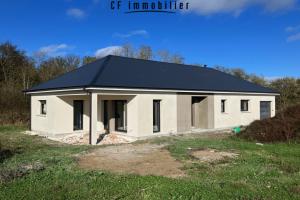 Picture of listing #329682605. House for sale in Bernay