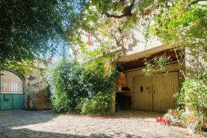 Picture of listing #329684127. House for sale in Uzès