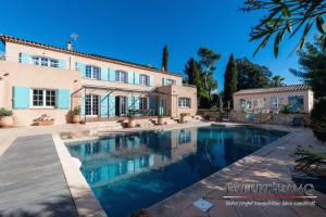 Picture of listing #329690672. House for sale in Sanary-sur-Mer