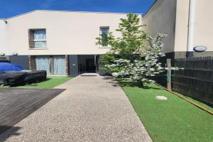 Picture of listing #329692601. House for sale in Pierrefitte-sur-Seine