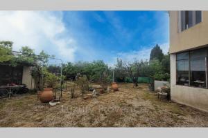 Picture of listing #329693318. House for sale in Marseille