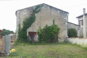 Picture of listing #329693607. Building for sale in Cissac-Médoc