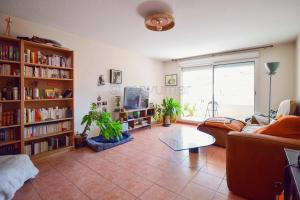 Picture of listing #329698915. Appartment for sale in Marseille