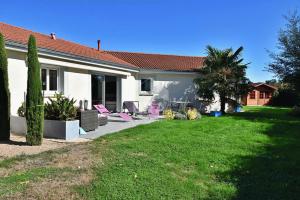Picture of listing #329701670. House for sale in Pouilly-sous-Charlieu