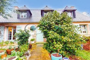 Picture of listing #329704904. House for sale in Landerneau