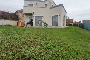 Picture of listing #329706001. House for sale in Saint-Apollinaire