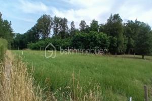 Picture of listing #329712425. Land for sale in Villeneuve-sur-Yonne