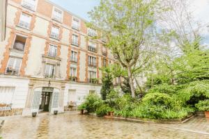 Picture of listing #329714098. Appartment for sale in Paris