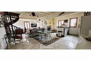 Picture of listing #329716960. House for sale in Joigny
