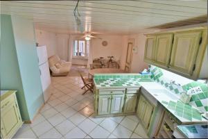 Picture of listing #329722114. Appartment for sale in Saint-Thibéry
