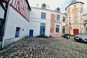 Picture of listing #329722337. Appartment for sale in Tours