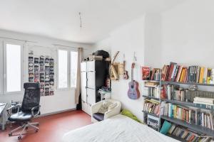 Picture of listing #329724553. Appartment for sale in Marseille