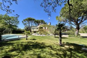 Picture of listing #329725750. House for sale in Aix-en-Provence