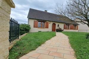 Picture of listing #329728408. House for sale in Le Mans