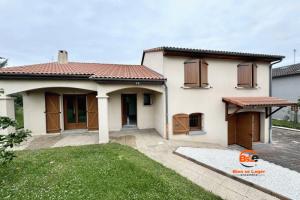 Picture of listing #329728416. House for sale in Clermont-Ferrand