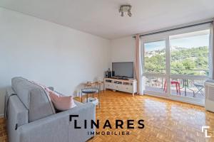 Picture of listing #329728857. Appartment for sale in Marseille