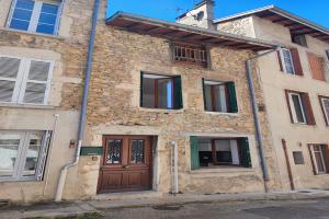 Picture of listing #329730521. House for sale in Jujurieux