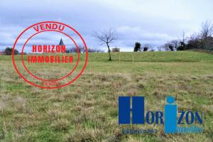 Picture of listing #329730578. Land for sale in Lézigneux