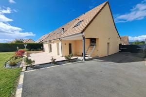 Picture of listing #329732249. House for sale in Moncé-en-Belin