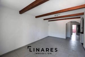 Picture of listing #329732975. Appartment for sale in Marseille