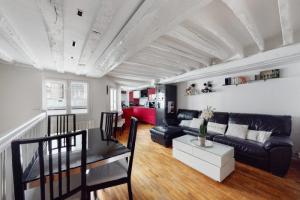 Picture of listing #329734966. Appartment for sale in Paris
