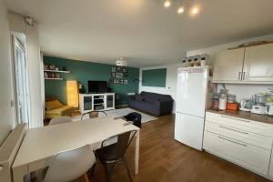 Picture of listing #329738599. Appartment for sale in Romainville