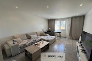 Picture of listing #329738834. Appartment for sale in Marseille