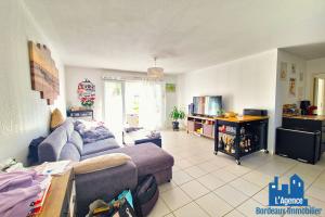 Picture of listing #329745854. Appartment for sale in Saint-Médard-en-Jalles