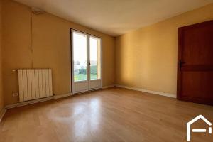 Picture of listing #329746765. House for sale in Auxerre