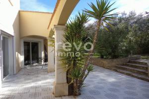Picture of listing #329749054. House for sale in Pézenas