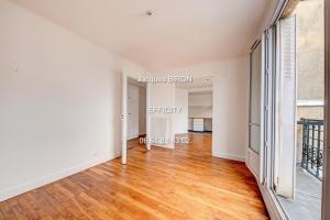 Picture of listing #329759826. Appartment for sale in Paris