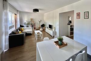 Picture of listing #329760288. Appartment for sale in Aix-en-Provence